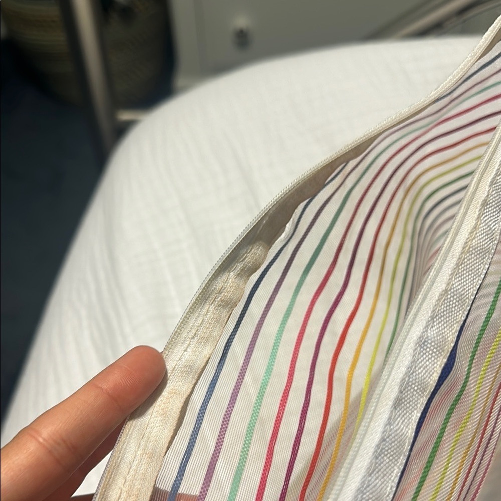 Colorful Striped Mesh Pouch - Picture 5 of 5